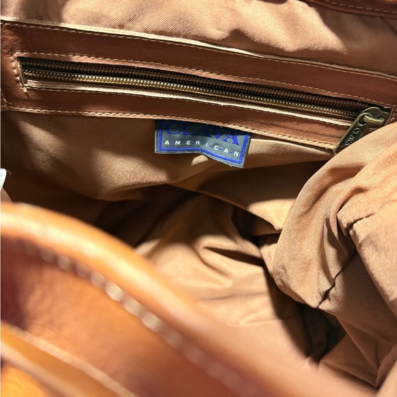 Elegant Tan Leather Backpack - Picture 6 of 7